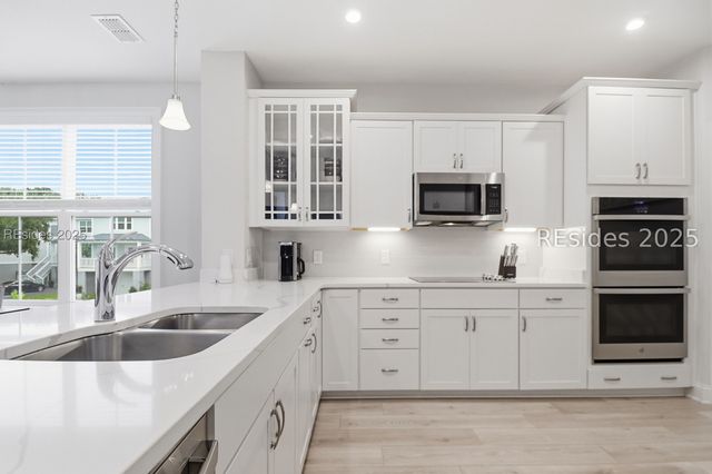 11 Hammock Breeze Way, Hilton Head Island, SC 29926