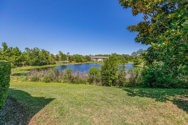 102 Casa Bella Ln, St Augustine, FL 32086