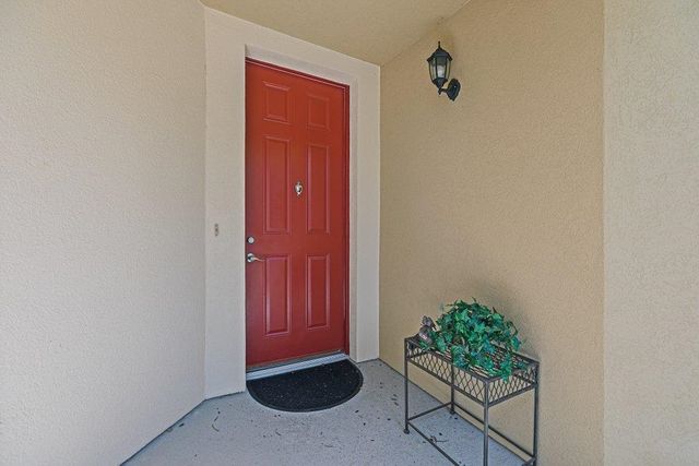 102 Casa Bella Ln, St Augustine, FL 32086