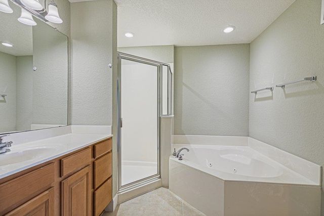 102 Casa Bella Ln, St Augustine, FL 32086