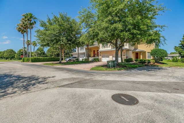 102 Casa Bella Ln, St Augustine, FL 32086