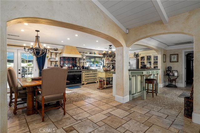 24105 Carancho Road, Temecula, CA 92590