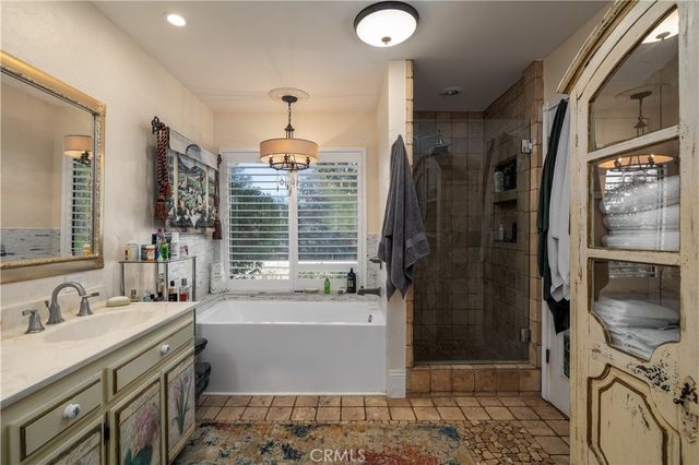 24105 Carancho Road, Temecula, CA 92590