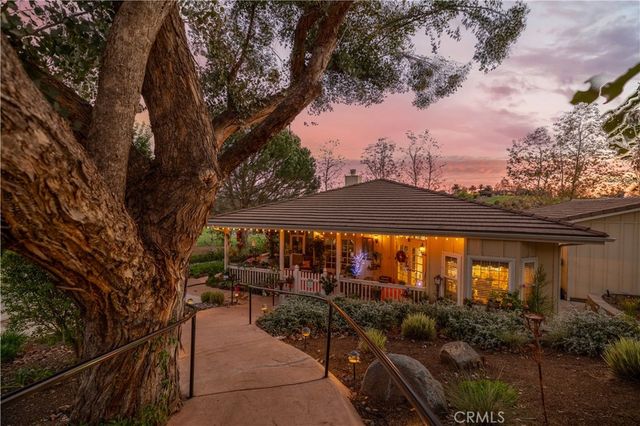 24105 Carancho Road, Temecula, CA 92590