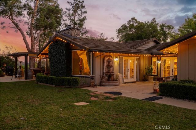 24105 Carancho Road, Temecula, CA 92590