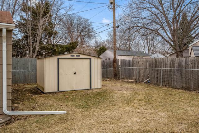 6125 John Street, Loves Park, IL 61111