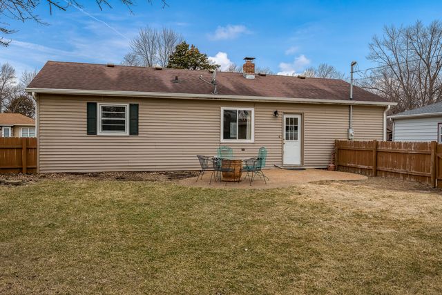 6125 John Street, Loves Park, IL 61111