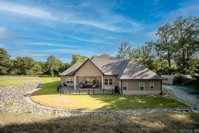 820 N Moore Road, Hot Springs, AR 71913