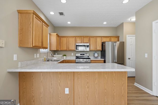 214 Hiawassee Drive, Woodstock, GA 30188