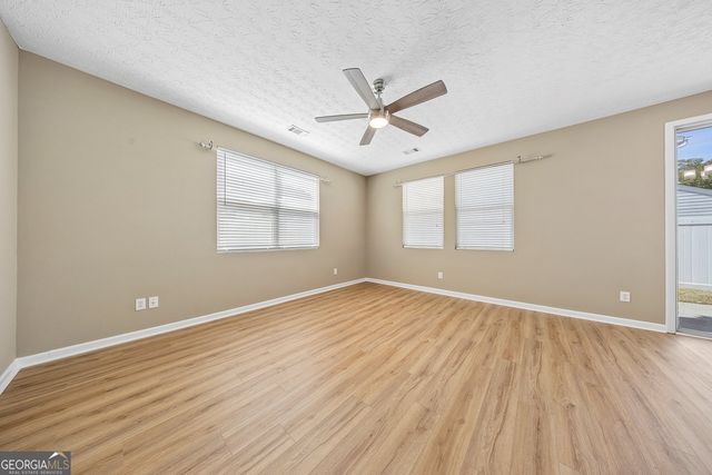 214 Hiawassee Drive, Woodstock, GA 30188