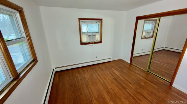 1 Corine Drive, Poughkeepsie, NY 12601