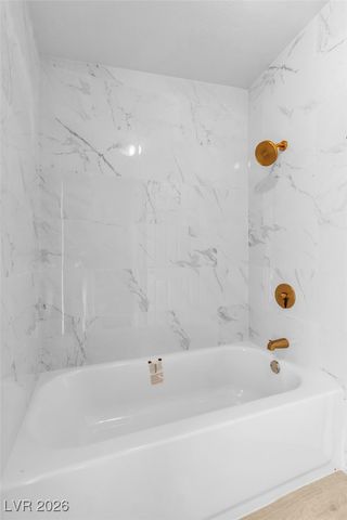 4255 Kona Coast Way, Las Vegas, NV 89121