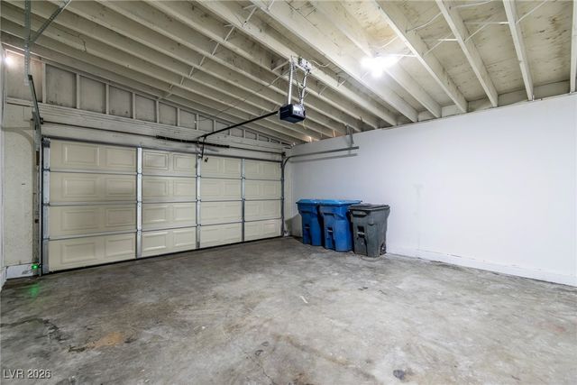 4255 Kona Coast Way, Las Vegas, NV 89121