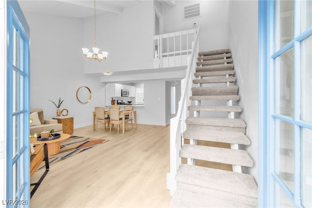 4255 Kona Coast Way, Las Vegas, NV 89121