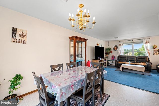 102 FAIRVIEW, Harrisburg, PA 17112