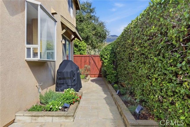 108 S Mountain A, Monrovia, CA 91016