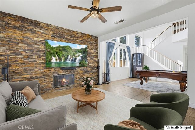 26726 Neff Court, Canyon Country, CA 91351