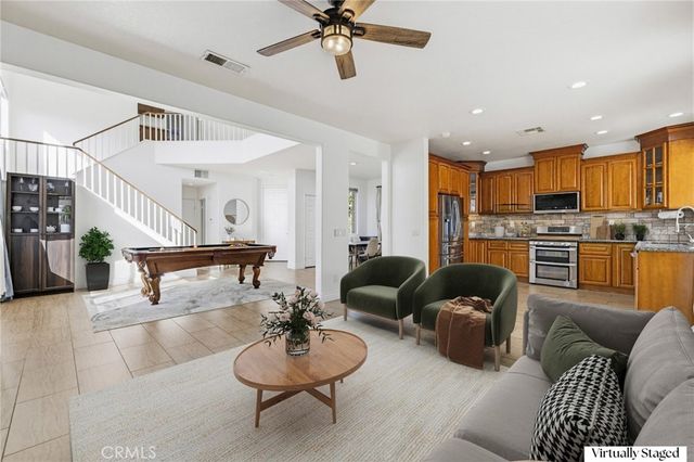 26726 Neff Court, Canyon Country, CA 91351