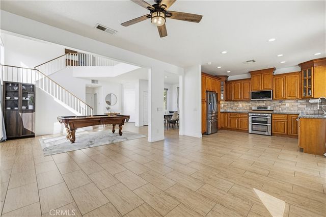 26726 Neff Court, Canyon Country, CA 91351
