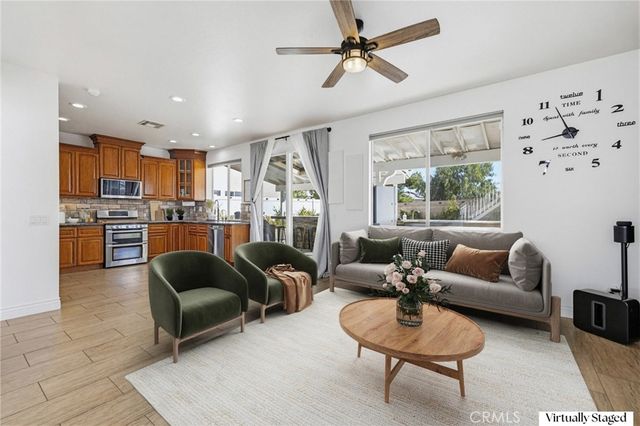 26726 Neff Court, Canyon Country, CA 91351
