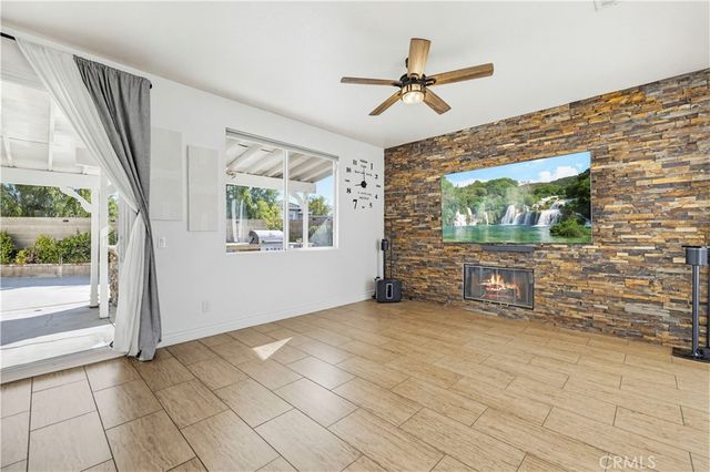 26726 Neff Court, Canyon Country, CA 91351