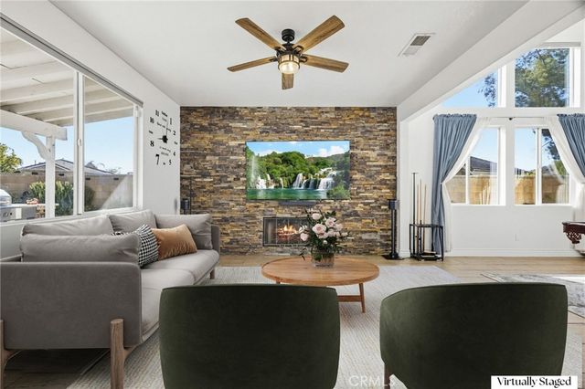 26726 Neff Court, Canyon Country, CA 91351
