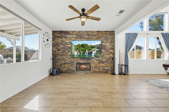26726 Neff Court, Canyon Country, CA 91351