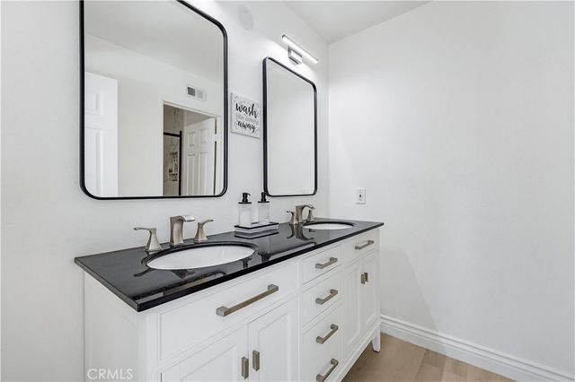 26726 Neff Court, Canyon Country, CA 91351