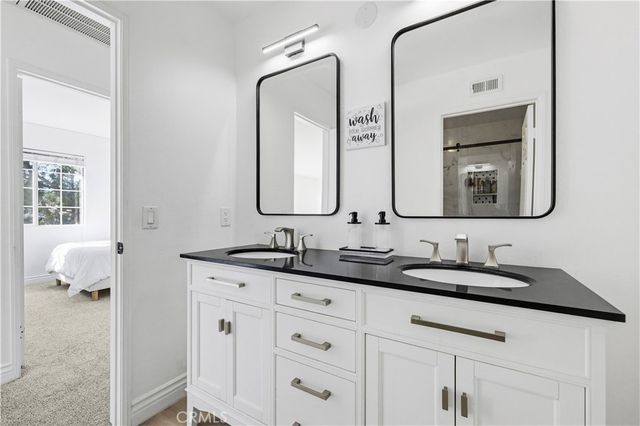 26726 Neff Court, Canyon Country, CA 91351