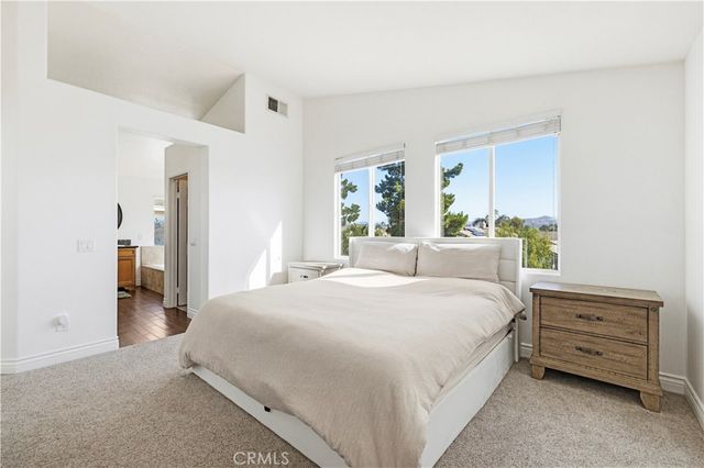 26726 Neff Court, Canyon Country, CA 91351