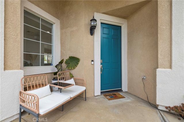 26726 Neff Court, Canyon Country, CA 91351