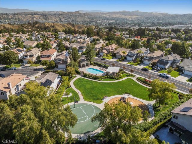26726 Neff Court, Canyon Country, CA 91351