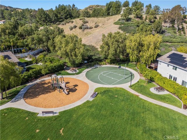 26726 Neff Court, Canyon Country, CA 91351