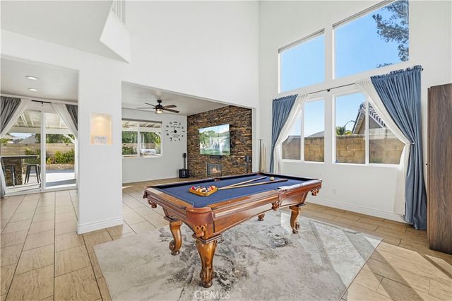 26726 Neff Court, Canyon Country, CA 91351