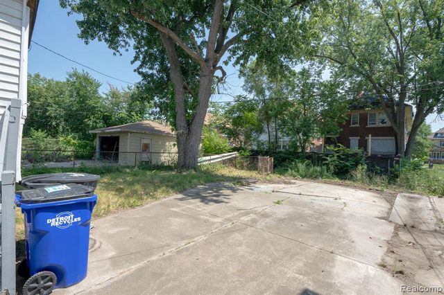 4039 Gladstone Street, Detroit, MI 48204