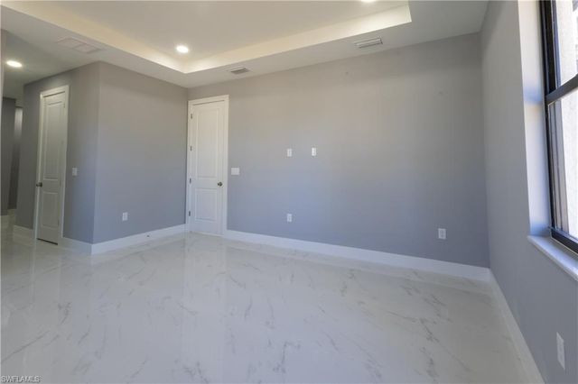 2716 2ND ST SW, Lehigh Acres, FL 33976