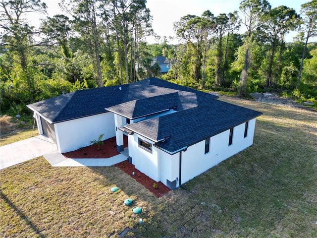 2716 2ND ST SW, Lehigh Acres, FL 33976