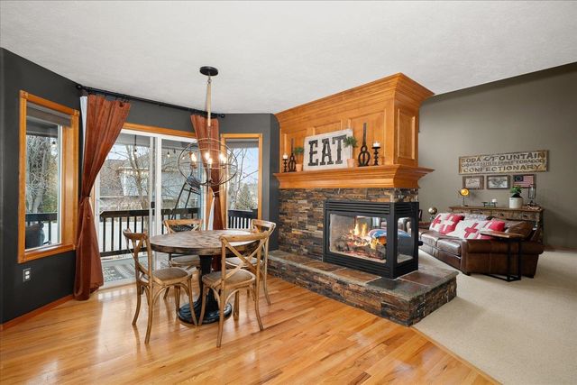 2402 W Carolina Ct, Spokane, WA 99208