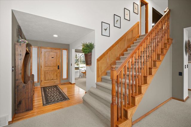 2402 W Carolina Ct, Spokane, WA 99208