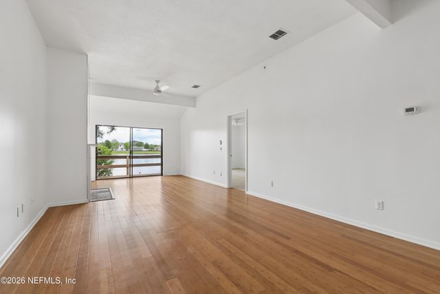 8118 BAYMEADOWS Circle E 17, Jacksonville, FL 32256