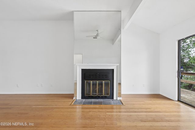 8118 BAYMEADOWS Circle E 17, Jacksonville, FL 32256