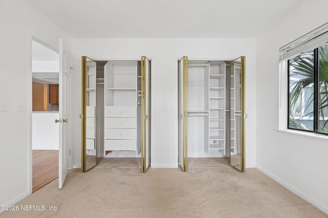 8118 BAYMEADOWS Circle E 17, Jacksonville, FL 32256