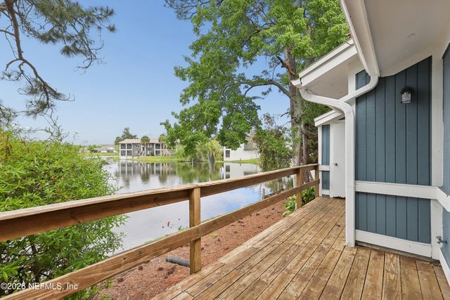 8118 BAYMEADOWS Circle E 17, Jacksonville, FL 32256