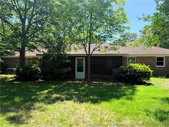 425 Dunmore Road, Fayetteville, NC 28303