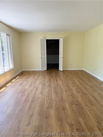 425 Dunmore Road, Fayetteville, NC 28303