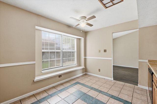 6733 Dandelion Drive, Fort Worth, TX 76137