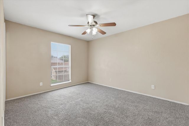 6733 Dandelion Drive, Fort Worth, TX 76137