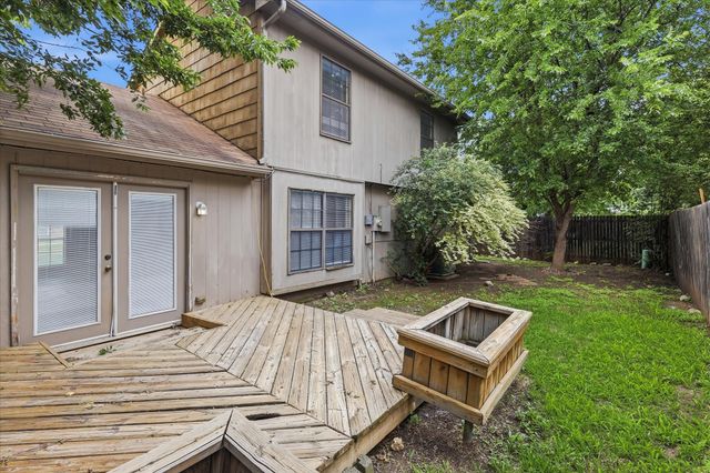 6733 Dandelion Drive, Fort Worth, TX 76137
