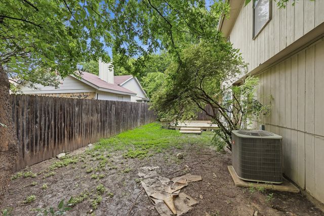 6733 Dandelion Drive, Fort Worth, TX 76137