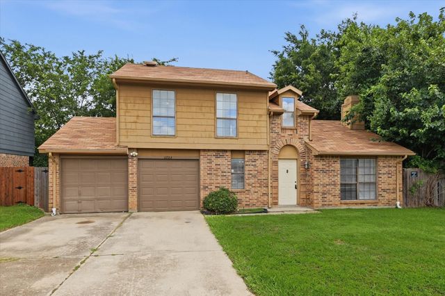 6733 Dandelion Drive, Fort Worth, TX 76137